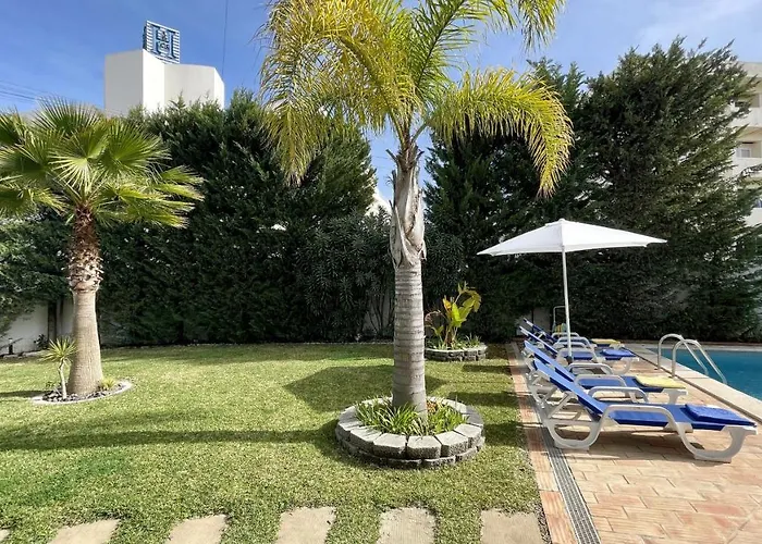 Golfinho By Check-In Portugal